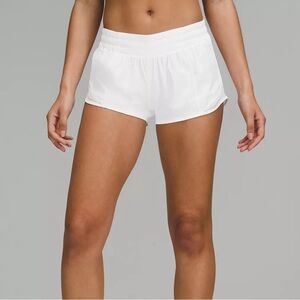 Lululemon Hotty Hot Low Rise Shorts 4”
